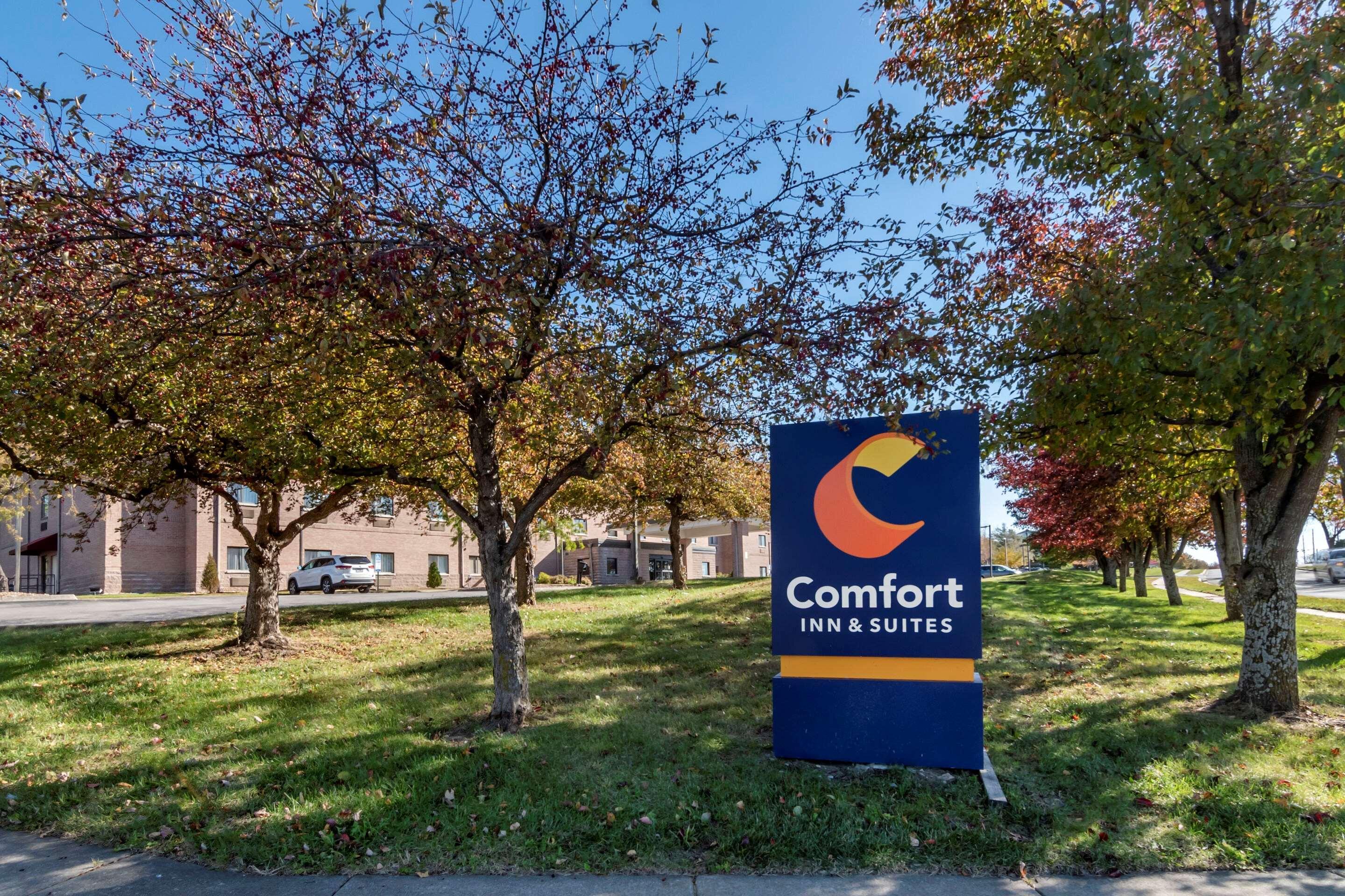 Comfort Inn & Suites Lees Summit - Kansas City Lee's Summit Exterior foto